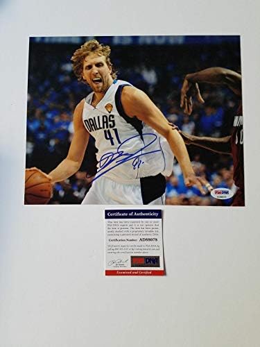Dirk Nowitzki aláírt 8x10 fotó PSA/DNS-Dallas Mavericks Aláírt - Dedikált NBA-Fotók