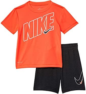 Nike Kis Fiúk Dri-FIT Graphic Tee & Nadrág 2 darabos Készlet