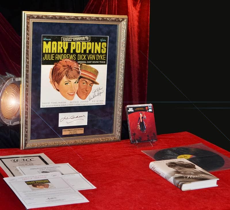 JULIE ANDREWS, DICK VAN DYKE Aláírt MARY POPPINS Album Aláírt a KERET, DVD-COA, UACC