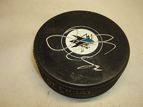 Joel Ward Aláírt San Jose Sharks Hockey Korong Dedikált 1D - Dedikált NHL Korong